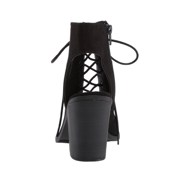 💥 CLEARANCE Open Toe Lace Up Open Back Booties - Picture 3 of 4